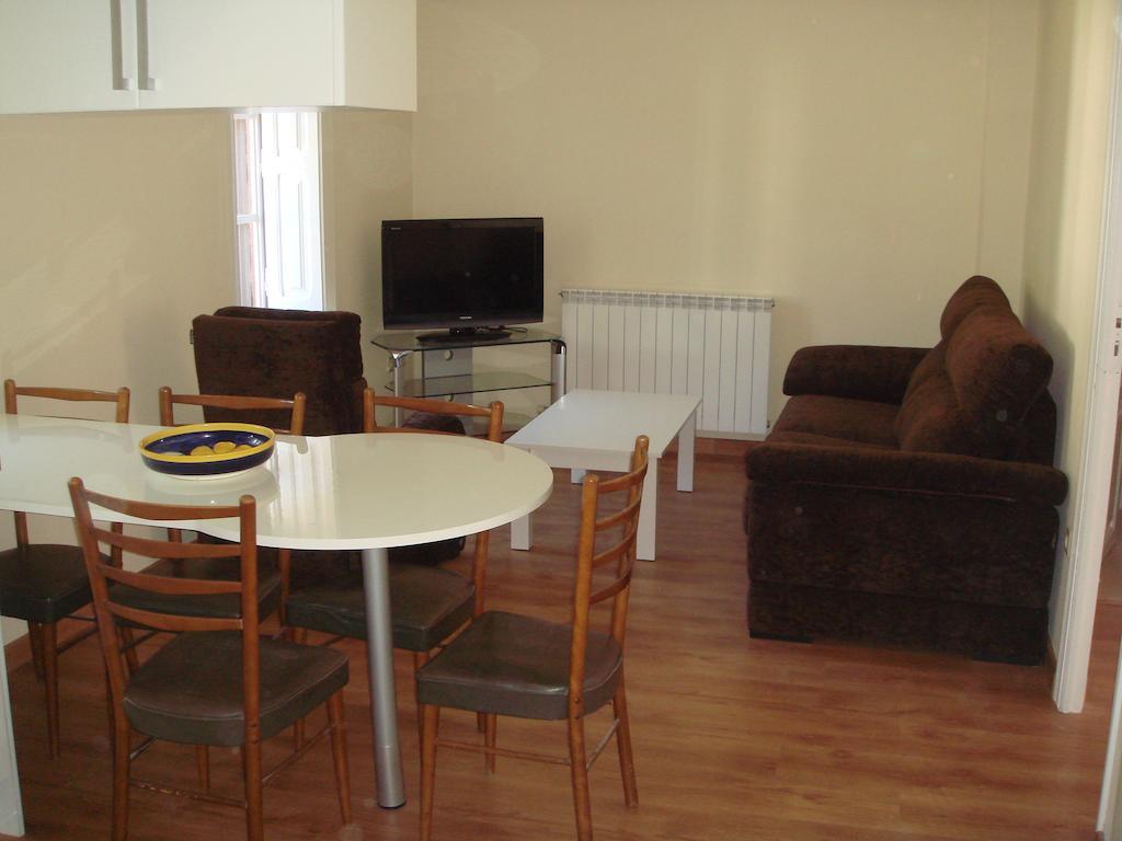 Apartamentos Valles Брото Стая снимка